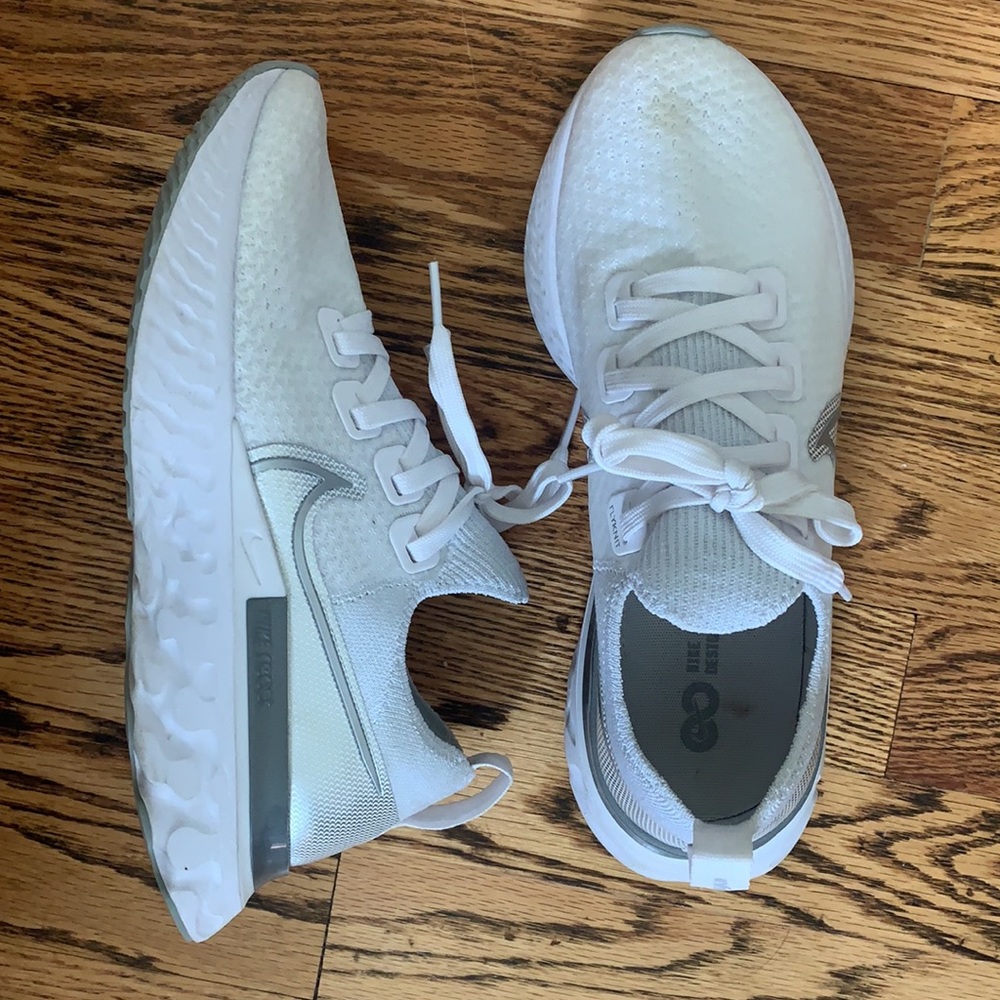 Nike Women's React Infinity Run Flyknit